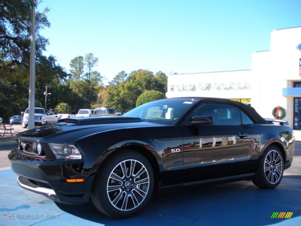 Ebony Black Ford Mustang