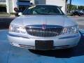 2000 Silver Frost Metallic Lincoln Continental   photo #8