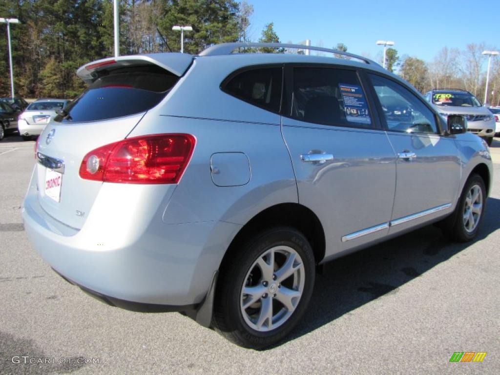 2011 Rogue SV - Silver Ice Metallic / Black photo #4