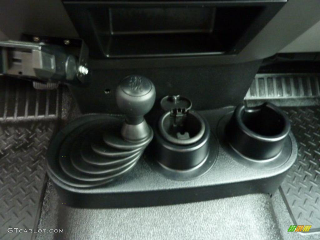 2007 Ford F150 XL Regular Cab 4x4 Controls Photo #40952586