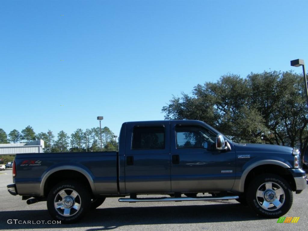 2007 F250 Super Duty Lariat Crew Cab 4x4 - Medium Wedgewood Blue Metallic / Tan photo #6