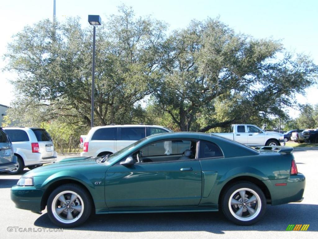2002 Mustang GT Coupe - Tropic Green Metallic / Dark Charcoal photo #2