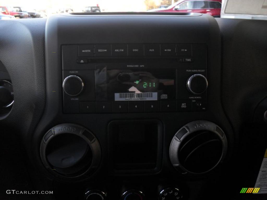 2011 Wrangler Sport S 4x4 - Black / Black photo #11