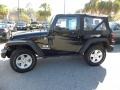 Black - Wrangler X 4x4 Photo No. 2