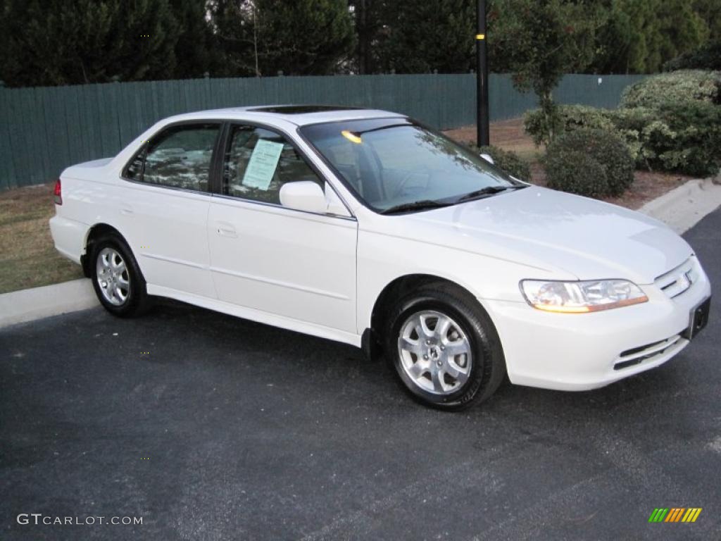 2002 Accord EX Sedan - Taffeta White / Ivory photo #18