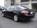 Black - Camry SE Photo No. 7