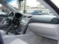 Black - Camry SE Photo No. 25