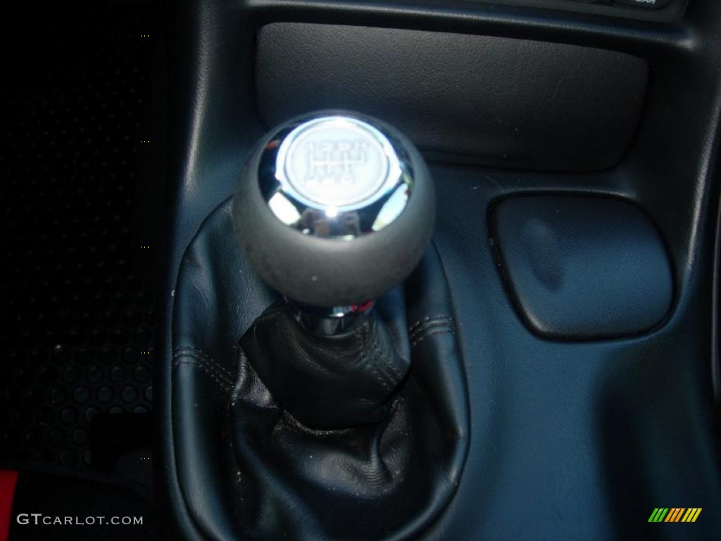 2001 Chevrolet Corvette Coupe 6 Speed Manual Transmission Photo #40967680