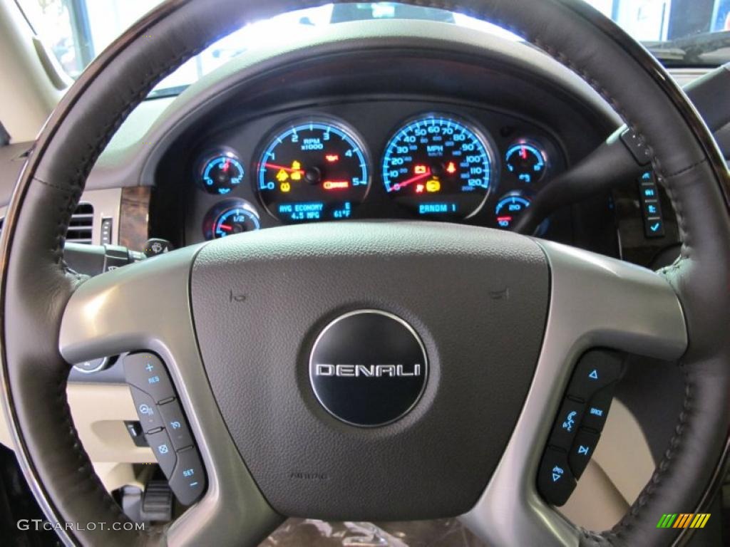 2011 GMC Sierra 2500HD Denali Crew Cab 4x4 Cocoa/Light Cashmere Steering Wheel Photo #40971824