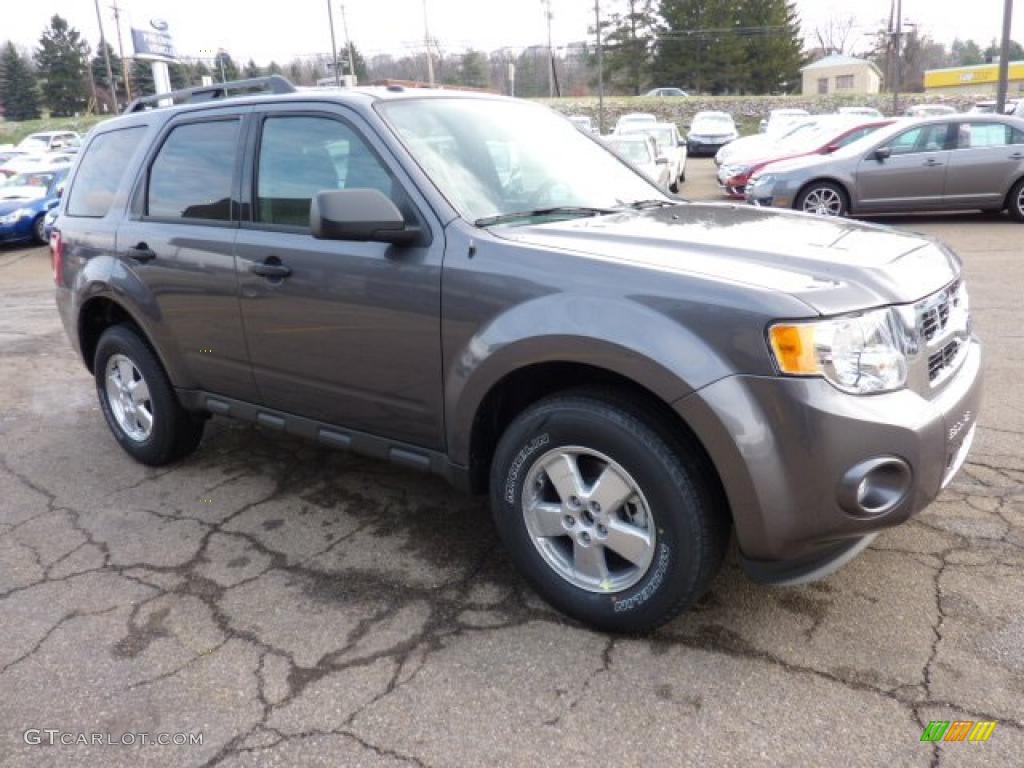 2011 Escape XLT V6 4WD - Sterling Grey Metallic / Charcoal Black photo #6