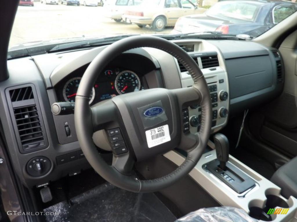 2011 Escape XLT V6 4WD - Sterling Grey Metallic / Charcoal Black photo #11