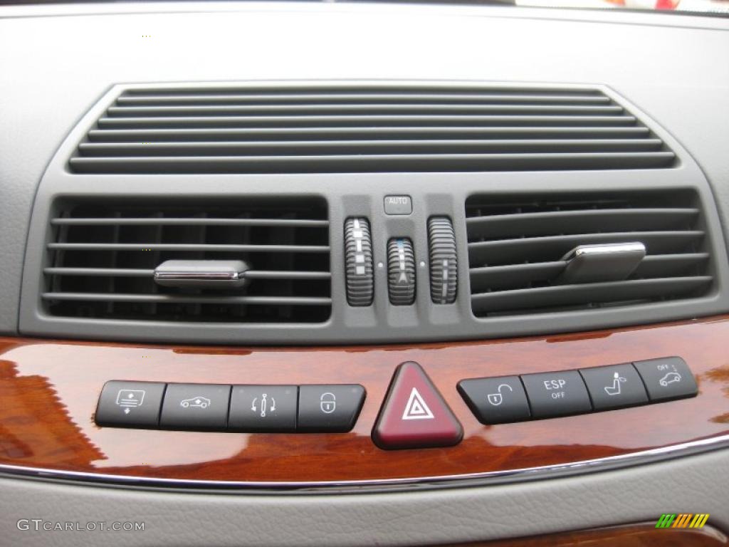 2006 Mercedes-Benz S 430 Sedan Controls Photo #40974288