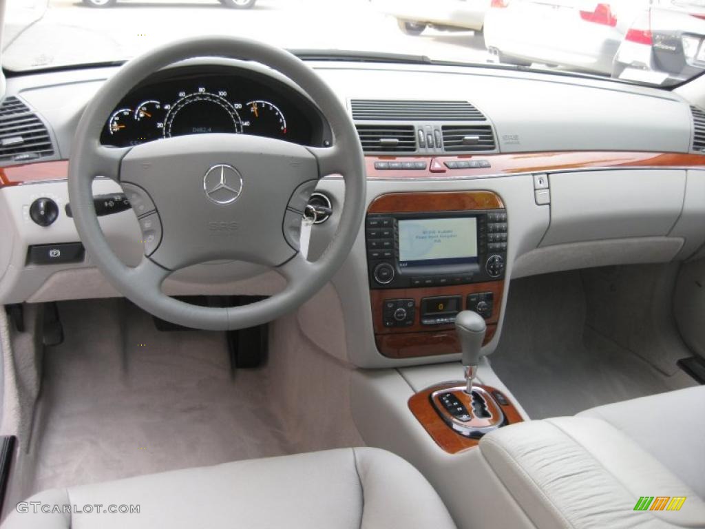 2006 Mercedes-Benz S 430 Sedan Ash Dashboard Photo #40974420