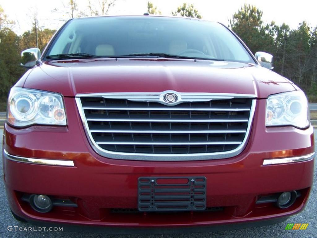 2008 Town & Country Limited - Deep Crimson Crystal Pearlcoat / Medium Pebble Beige/Cream photo #15