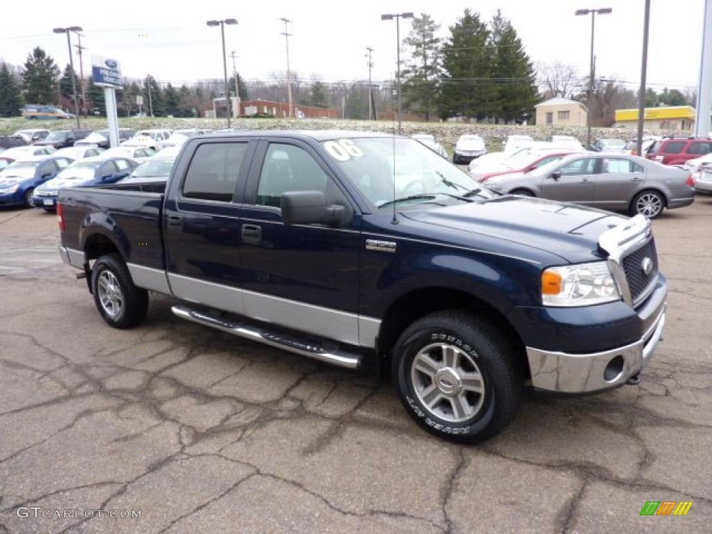 2006 F150 XLT SuperCrew 4x4 - True Blue Metallic / Medium/Dark Flint photo #6