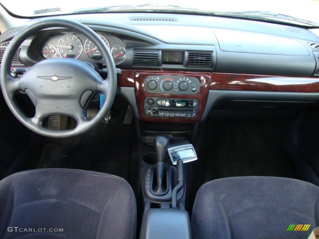 2002 Chrysler Sebring LX Sedan Dark Slate Gray Dashboard Photo #40979500