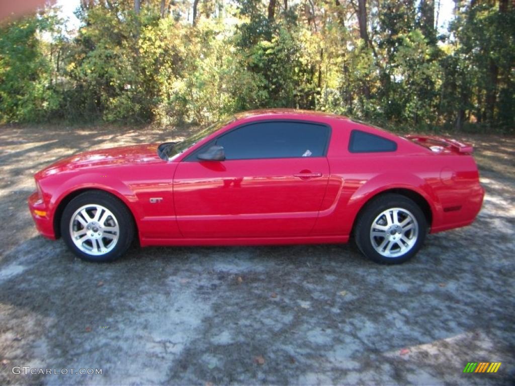 2005 Mustang GT Deluxe Coupe - Torch Red / Medium Parchment photo #1