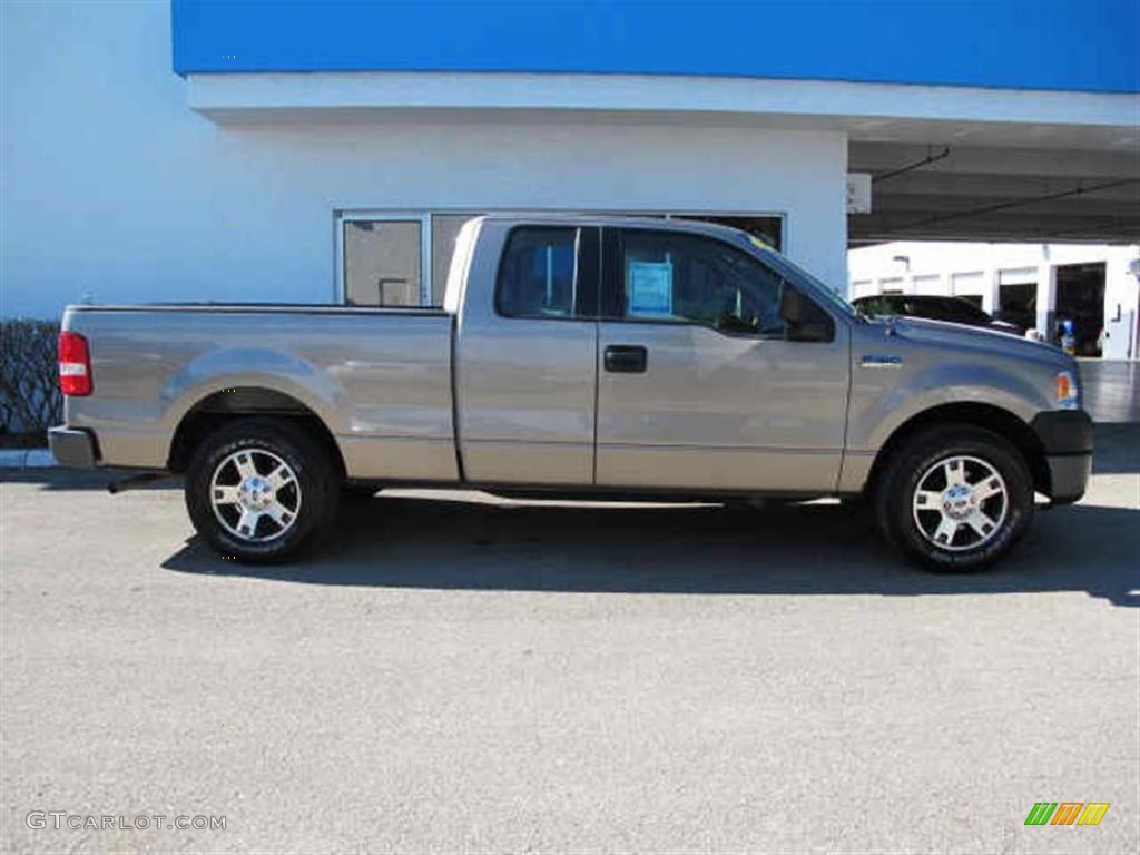 2006 F150 XLT SuperCab - Arizona Beige Metallic / Tan photo #2