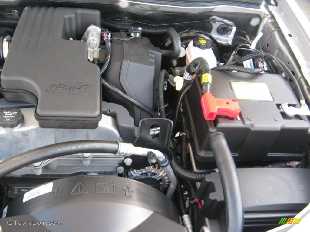 2011 GMC Canyon Regular Cab Engine Photos