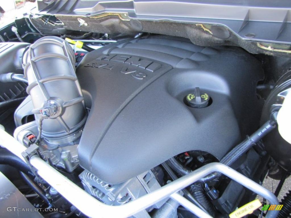 2011 Ram 1500 SLT Outdoorsman Crew Cab 4x4 - Hunter Green Pearl / Dark Slate Gray/Medium Graystone photo #14