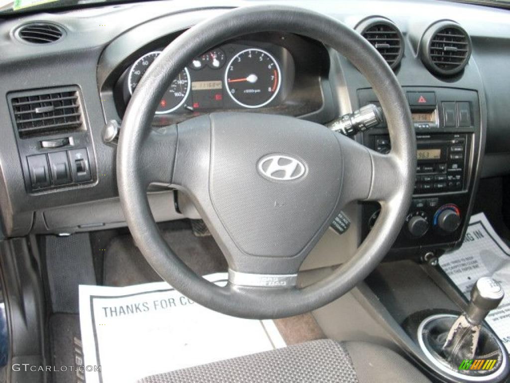 Black Interior 2003 Hyundai Tiburon Standard Tiburon Model Photo #40987457