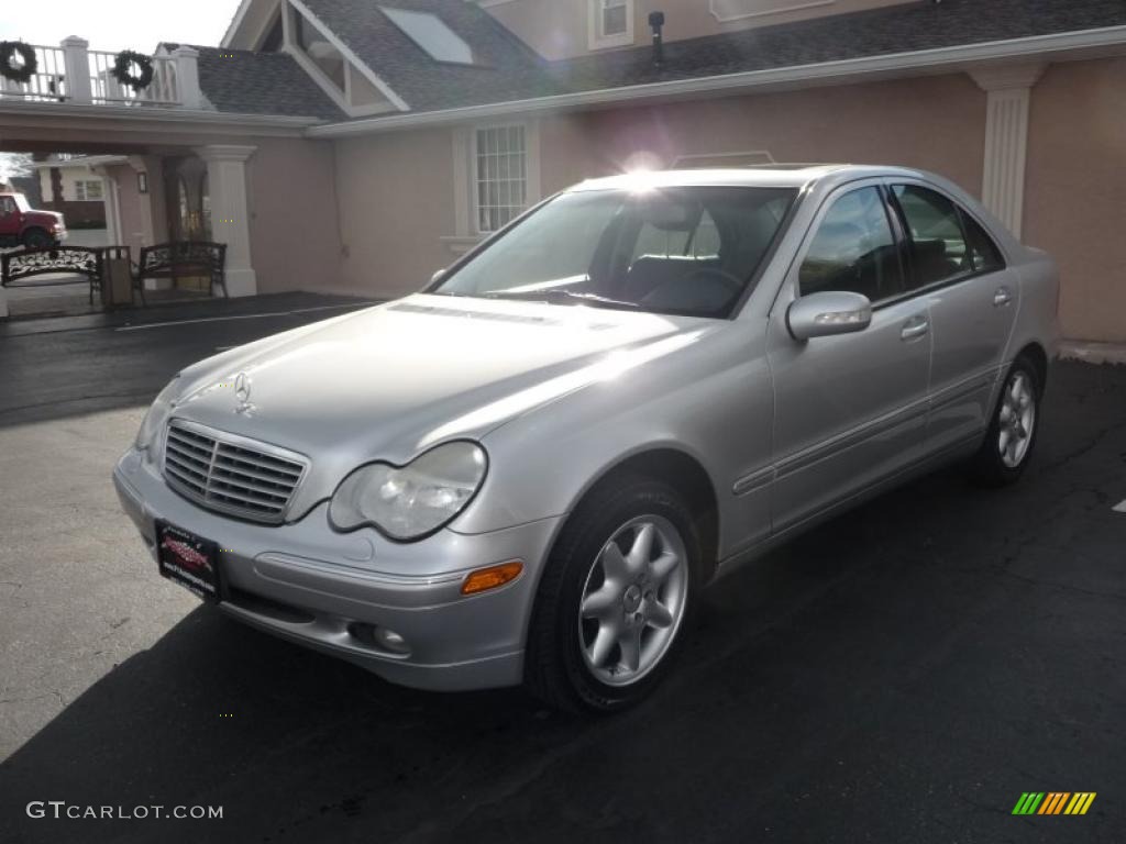 2002 C 320 Sedan - Brilliant Silver Metallic / Charcoal photo #1