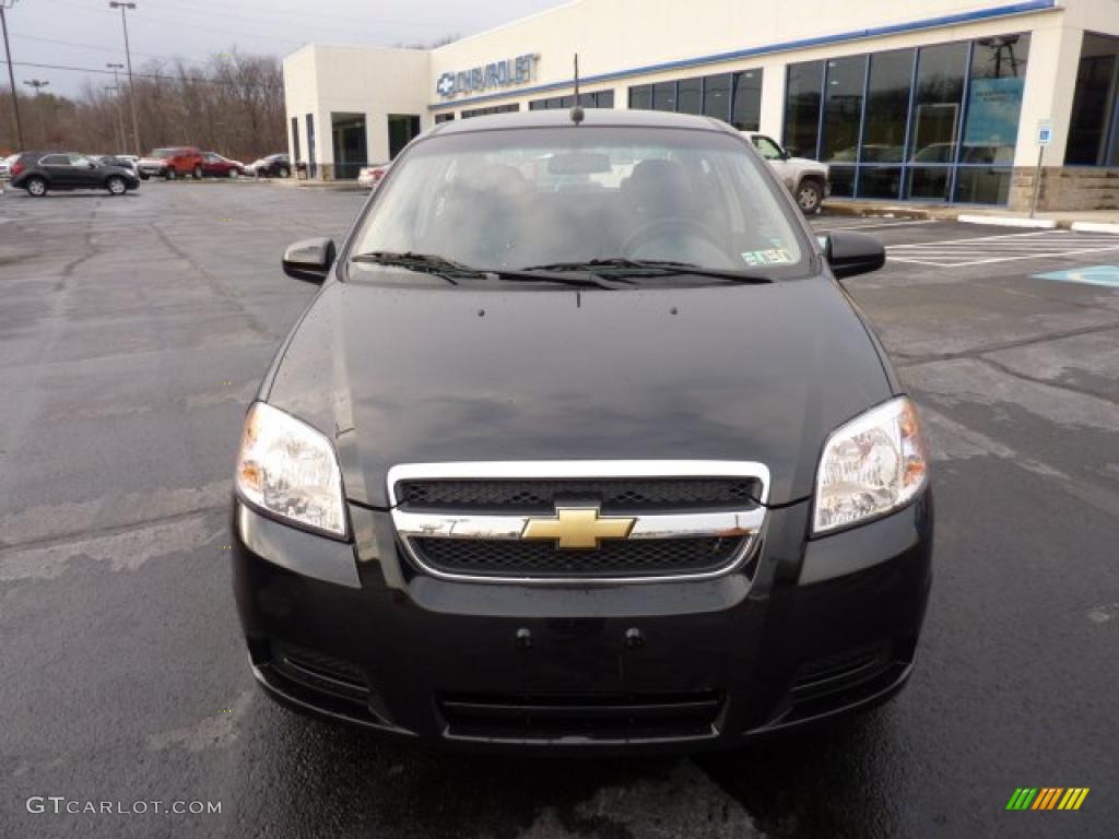 2010 Aveo LT Sedan - Black Granite / Charcoal photo #2