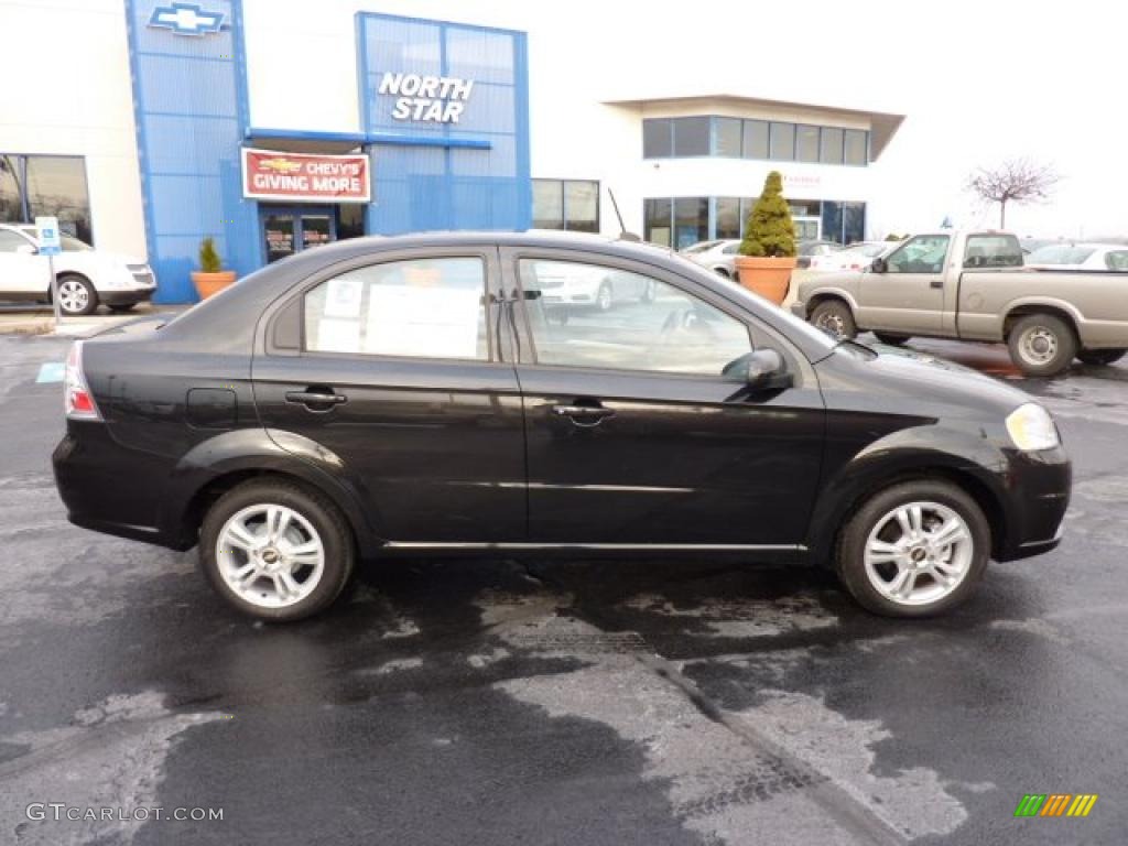 2010 Aveo LT Sedan - Black Granite / Charcoal photo #11
