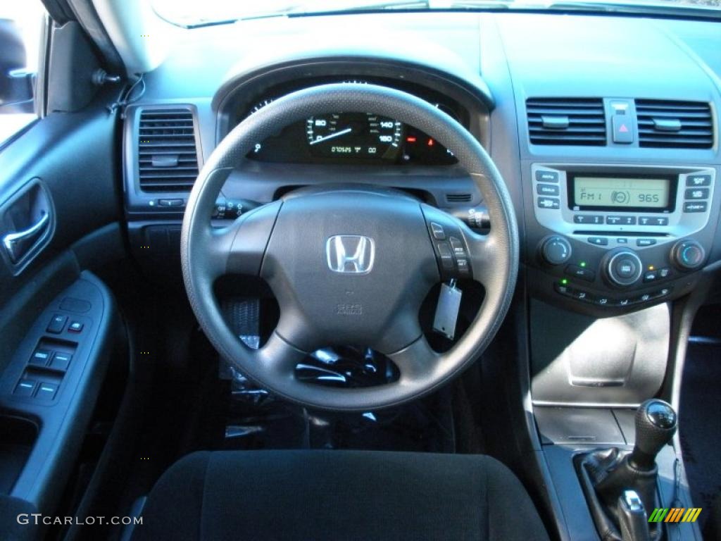 2007 Honda Accord Value Package Sedan Black Dashboard Photo #40991577