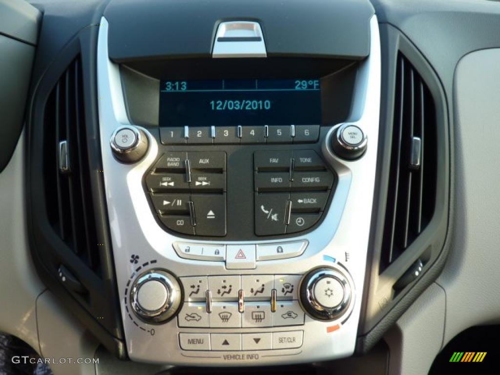 2011 Chevrolet Equinox LS AWD Controls Photo #40991685