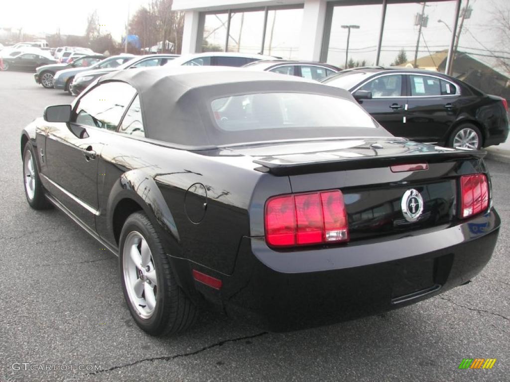 2007 Mustang V6 Premium Convertible - Black / Dark Charcoal photo #4
