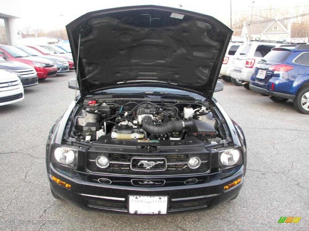 2007 Mustang V6 Premium Convertible - Black / Dark Charcoal photo #10