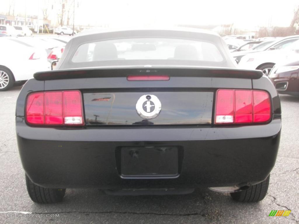 2007 Mustang V6 Premium Convertible - Black / Dark Charcoal photo #18