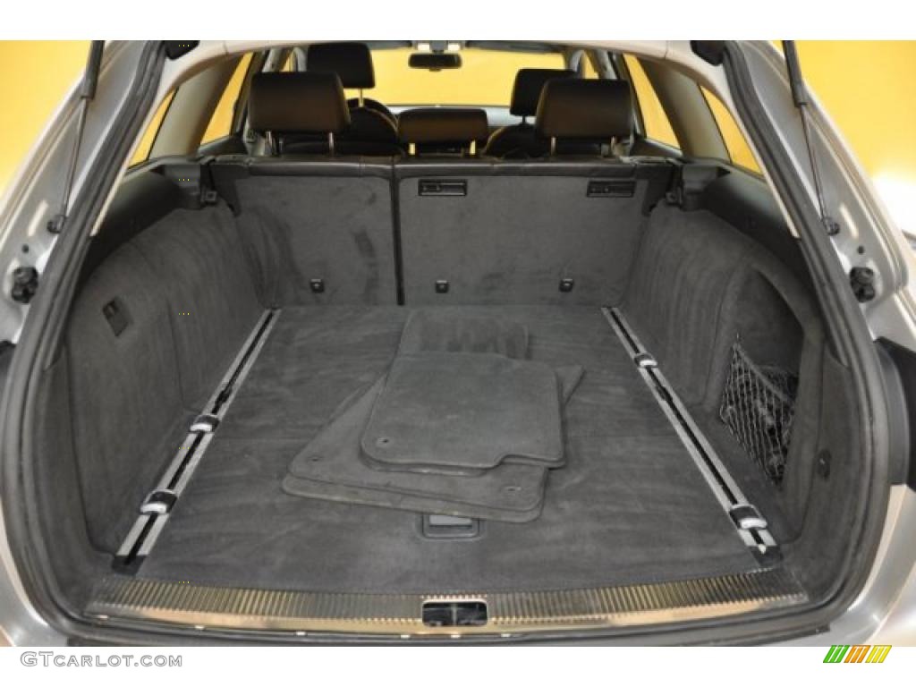 2006 Audi A6 3.2 quattro Avant Trunk Photo #40995954