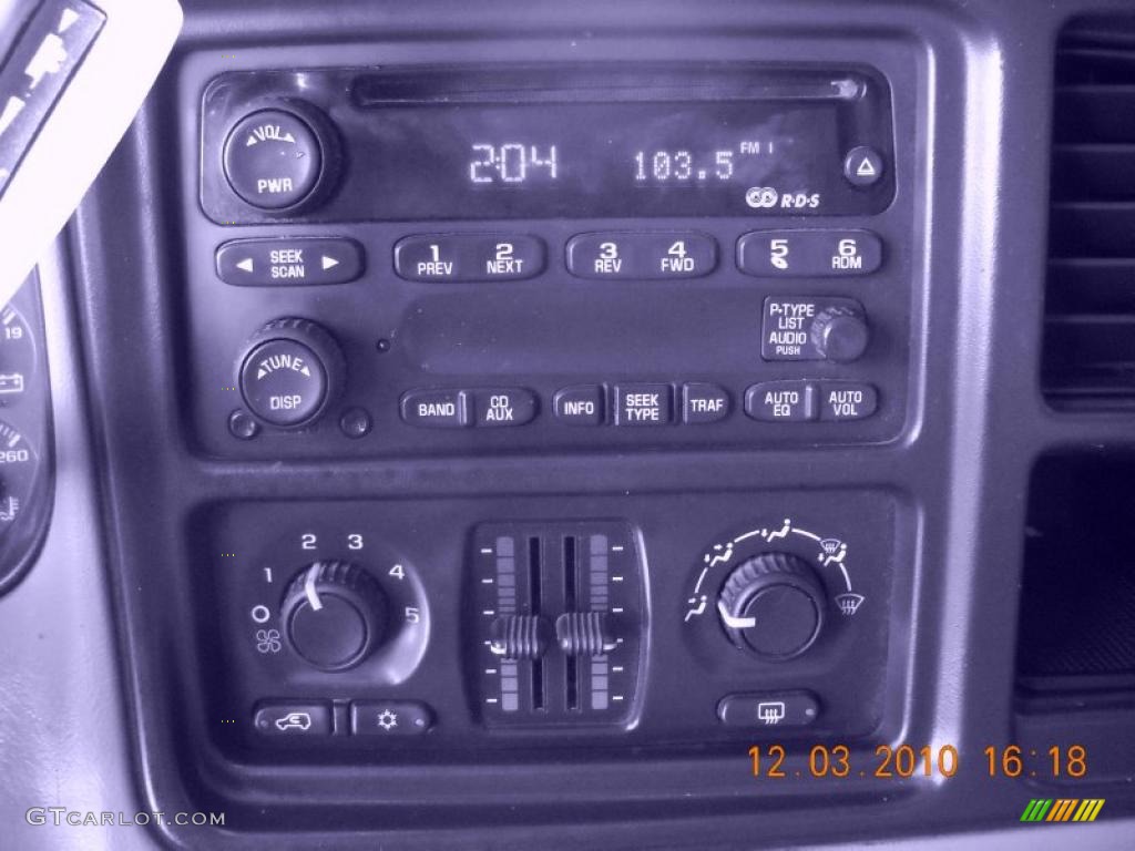 2003 Silverado 2500HD LS Crew Cab 4x4 - Light Pewter Metallic / Tan photo #39