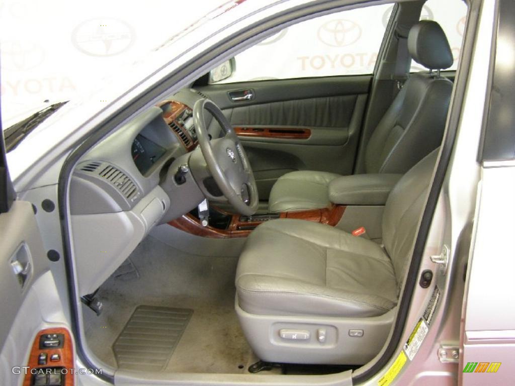 Stone Interior 2004 Toyota Camry XLE V6 Photo #40998755
