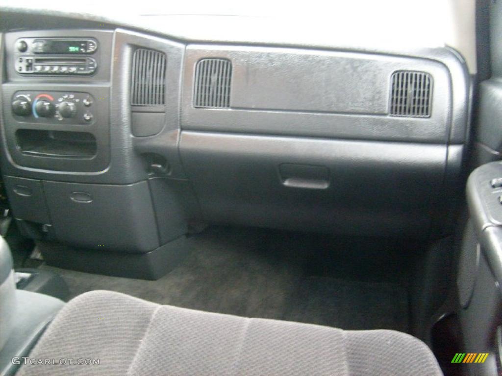 2003 Ram 1500 SLT Quad Cab 4x4 - Flame Red / Dark Slate Gray photo #19