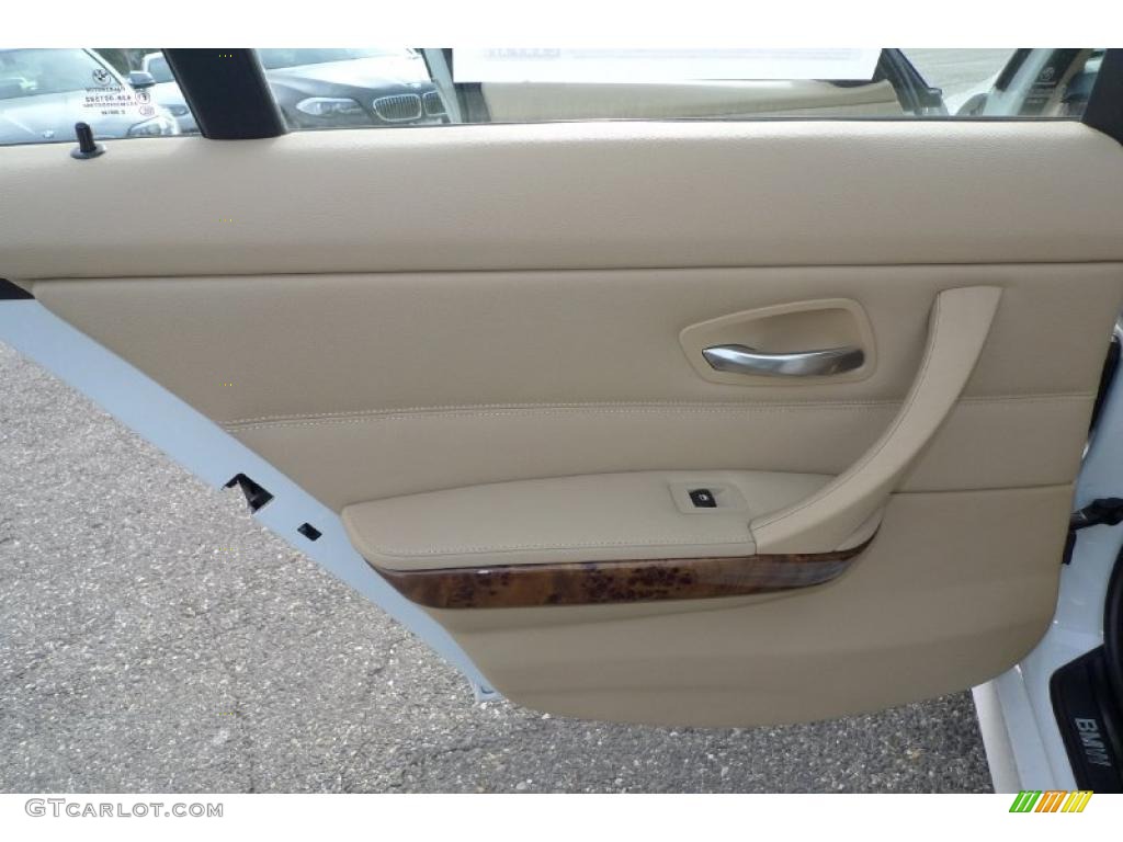 2008 3 Series 328xi Sedan - Alpine White / Beige photo #30