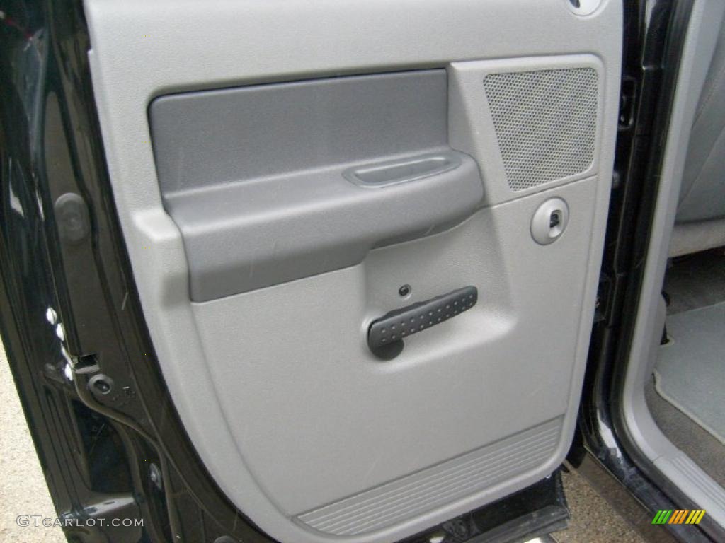 2008 Ram 3500 Big Horn Edition Quad Cab 4x4 - Brilliant Black Crystal Pearl / Medium Slate Gray photo #16
