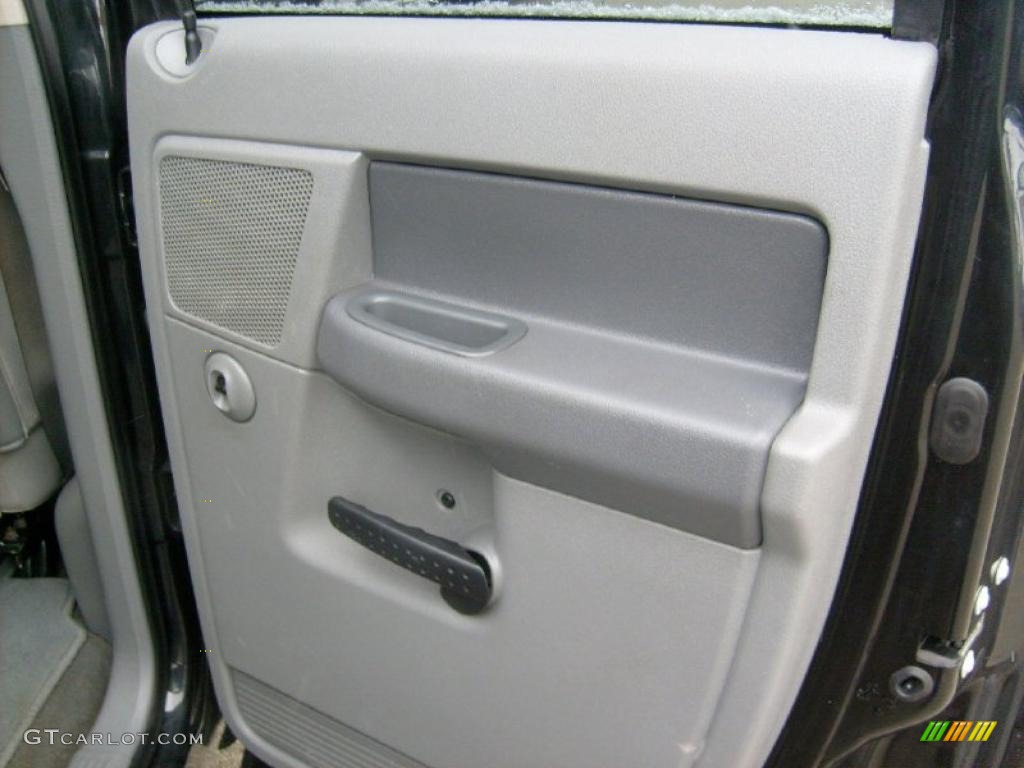2008 Ram 3500 Big Horn Edition Quad Cab 4x4 - Brilliant Black Crystal Pearl / Medium Slate Gray photo #20