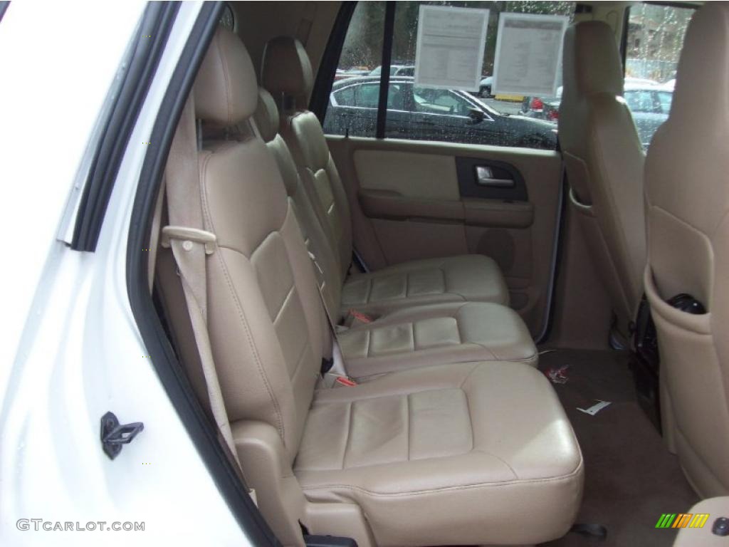 Medium Parchment Interior 2004 Ford Expedition XLT 4x4 Photo #41005494
