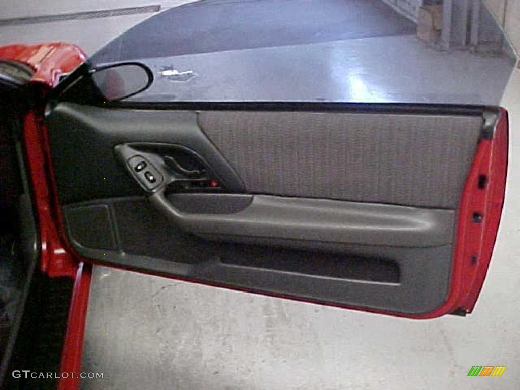 1999 Chevrolet Camaro Z28 Coupe Dark Gray Door Panel Photo #41006710