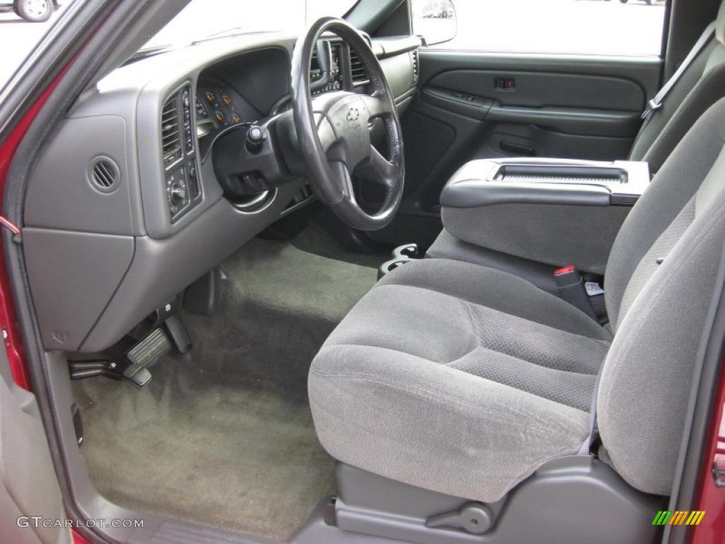 2004 Silverado 1500 LS Extended Cab 4x4 - Sport Red Metallic / Medium Gray photo #14