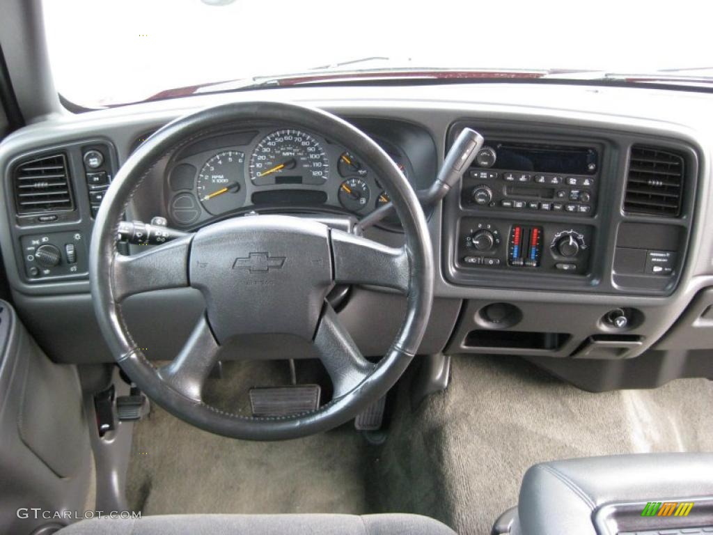 2004 Silverado 1500 LS Extended Cab 4x4 - Sport Red Metallic / Medium Gray photo #26