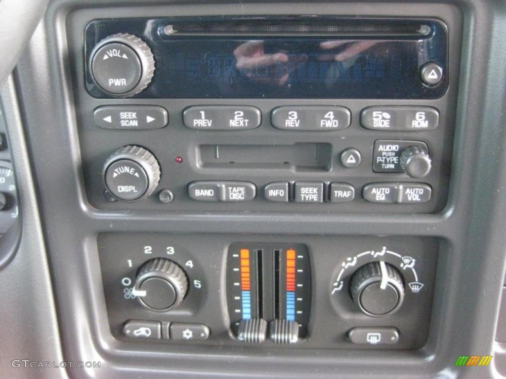 2004 Silverado 1500 LS Extended Cab 4x4 - Sport Red Metallic / Medium Gray photo #27