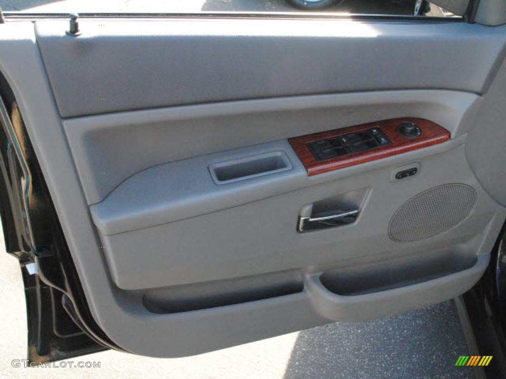 2005 Grand Cherokee Limited - Black / Medium Slate Gray photo #15