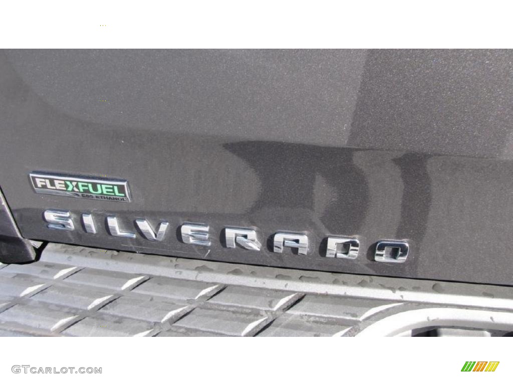 2010 Chevrolet Silverado 1500 LT Extended Cab 4x4 Marks and Logos Photo #41010254