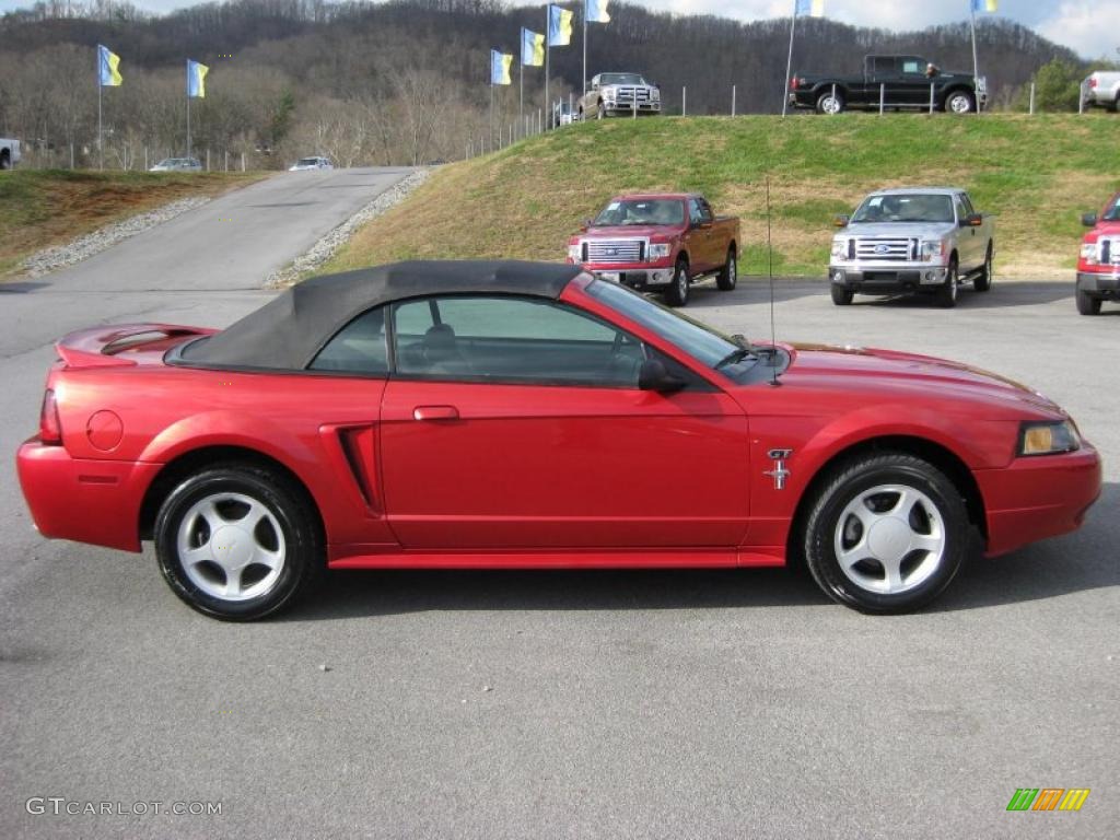 2000 Mustang GT Convertible - Laser Red Metallic / Medium Graphite photo #5