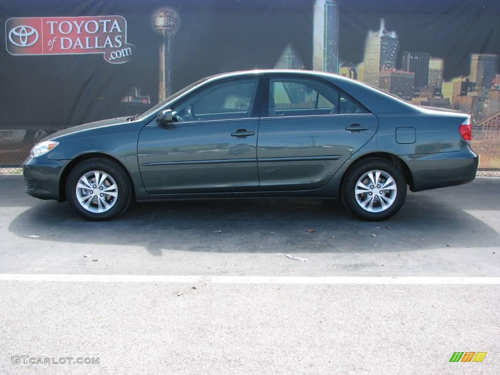 2005 Camry LE V6 - Aspen Green Pearl / Gray photo #1