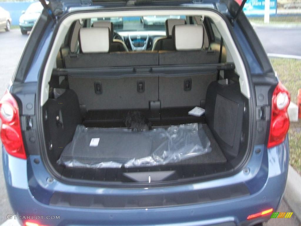 2011 Chevrolet Equinox LT Trunk Photo #41016463